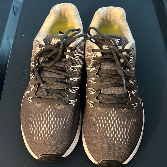 Women’s Nike Zoom Pegasus 33 - Picture 1 of 5